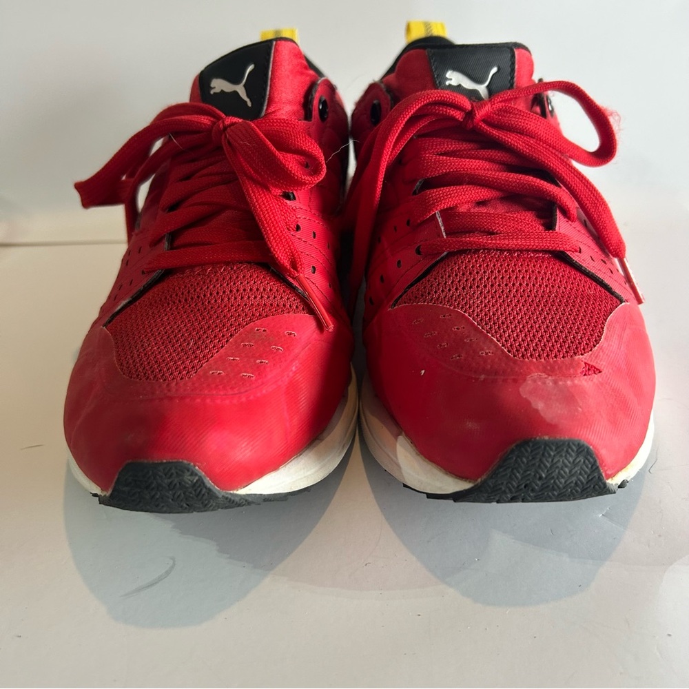 PUMA Men's Pitlane Ferrari Night Cat Size 7